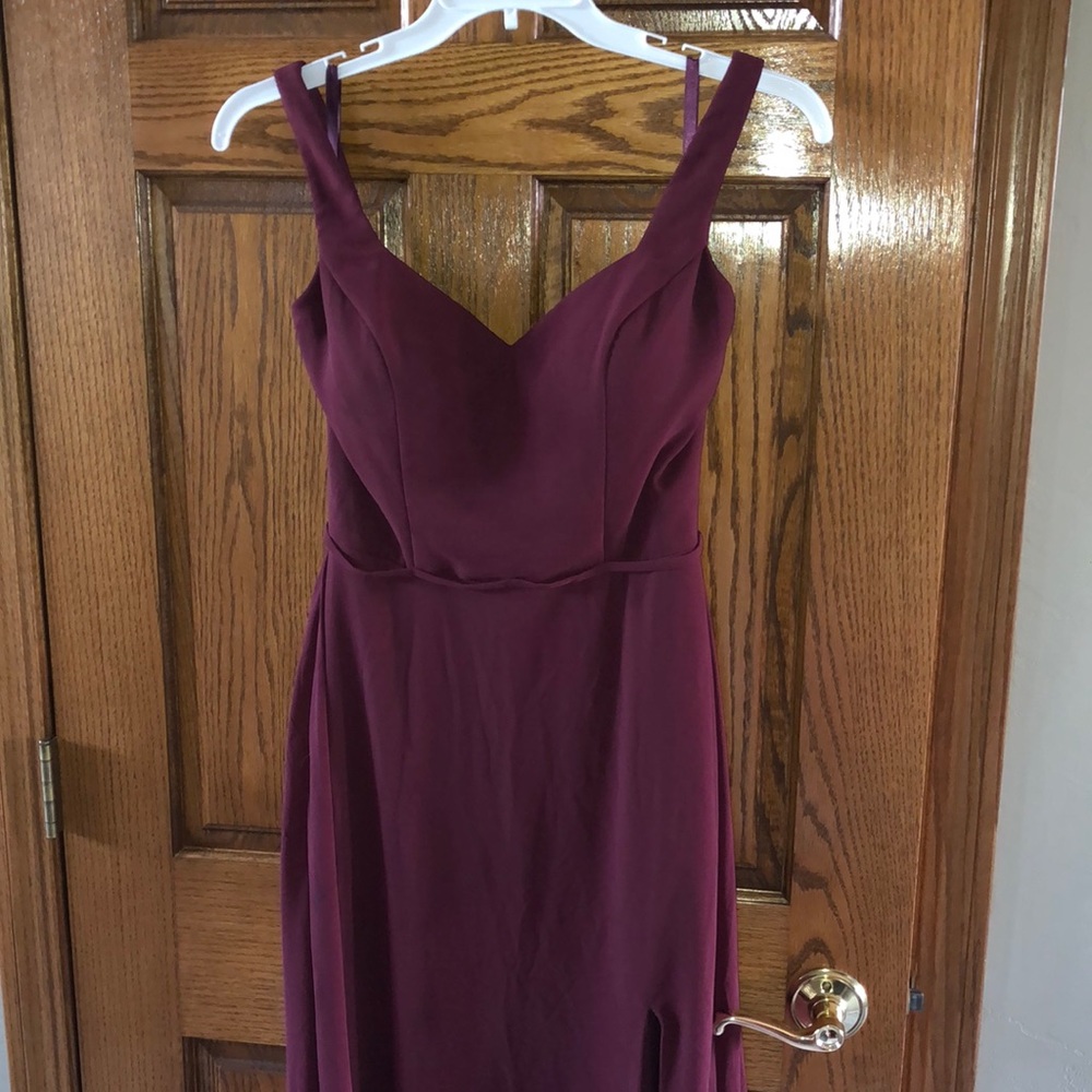 Kennedy Blue bridesmaid dress “zoey” size 4. Bordeaux color